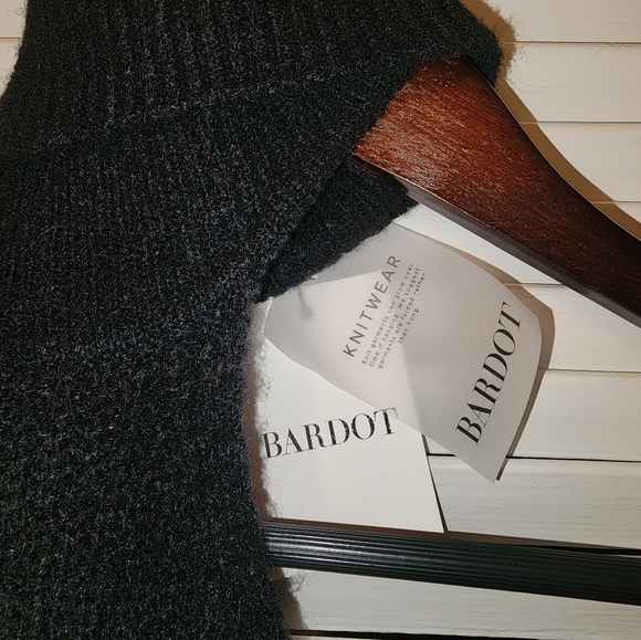 Bardot One Arm Turtleneck Knit Top - Picture 5 of 6